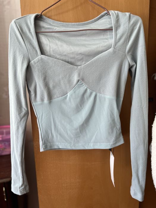 Женская кофта с длинными рукавами