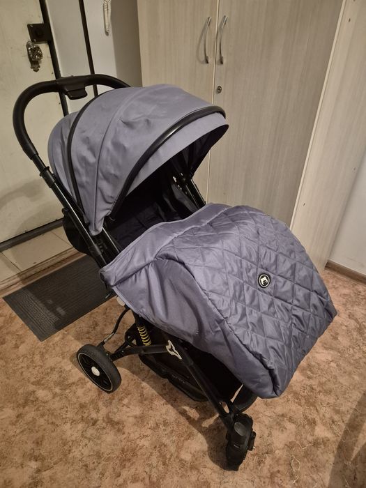 Продам детскую коляску