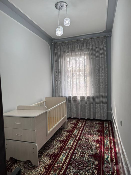 Arenda 3 xona metro YANGIHAYOT(4-bekat) 100 metr