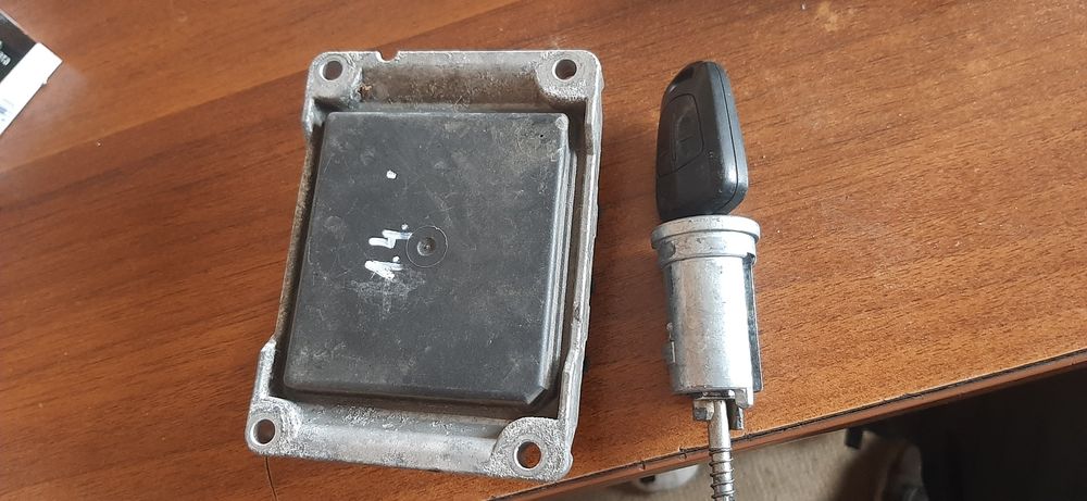 Компютър за опел мерива 1.4 16 в