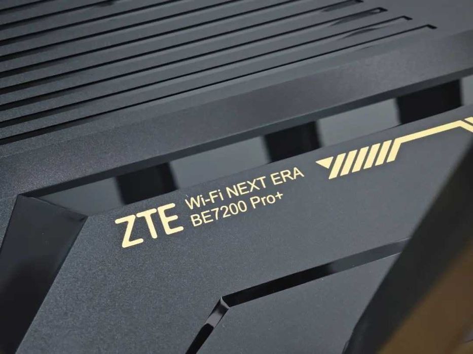 ZTE BE7200 Pro+ новый стандарт WiFi 7 двух диапазонной порт 2,5 Гбит/с