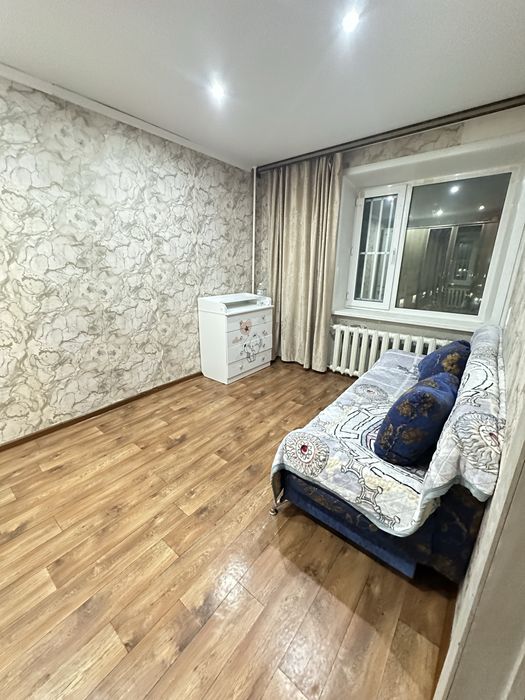 Продам двух комнатную квартиру