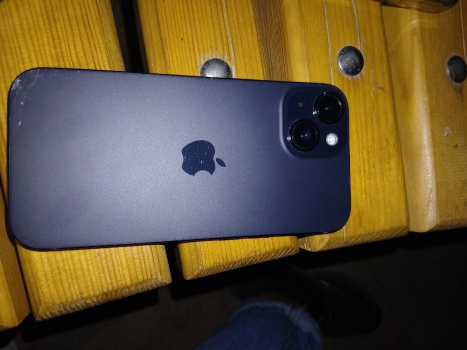 Айфон 15 черный Обмен на эндуро