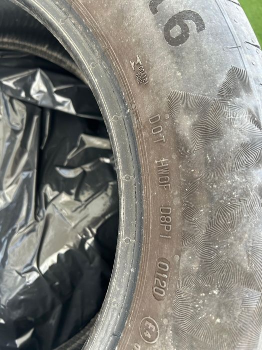 Vând cauciucuri continental R16