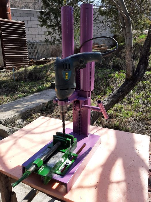 Продам стойку для ручной дрели