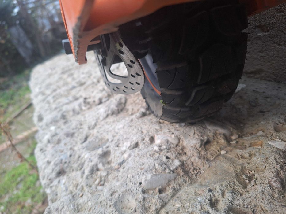 (KUGOO KIRIN) KUKIRIN G2 MAX | 1000W | 48V, 20Ah | 55 км/ч. | 80 км.