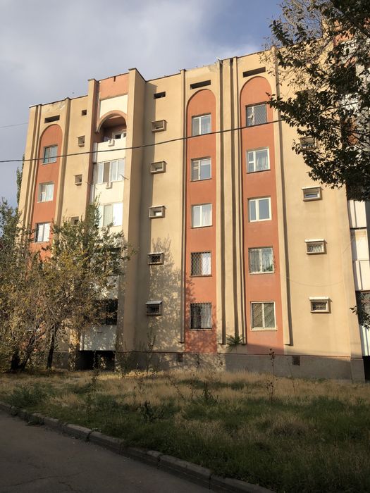 Продается квартира за старым обл. судом