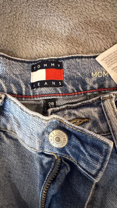 Дънки Tommy Jeans