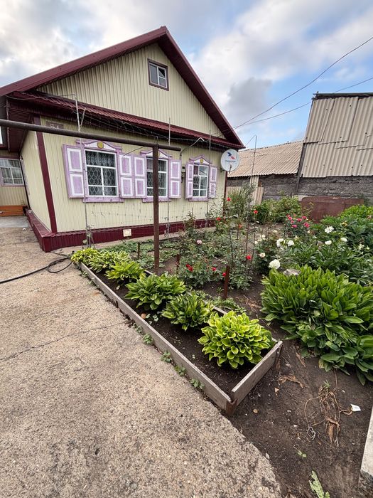 Продам уютный дом в тихом месте