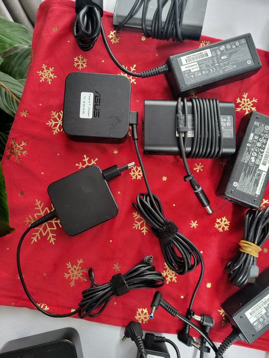 Alimentator încărcător laptop Lenovo  HP Dell Acer Asus