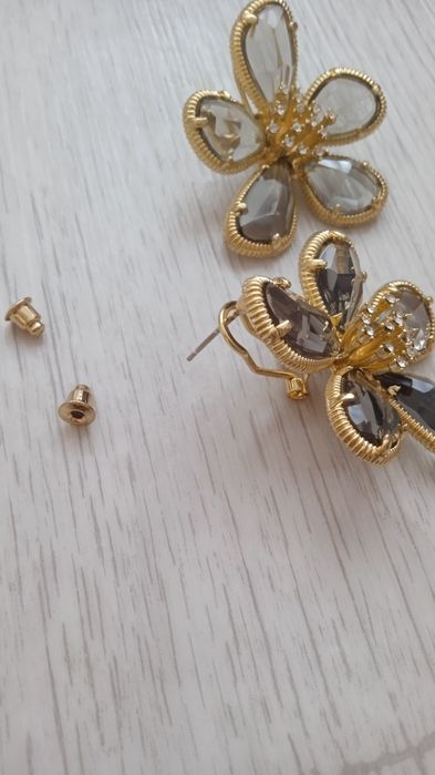 Серьги или как брошь