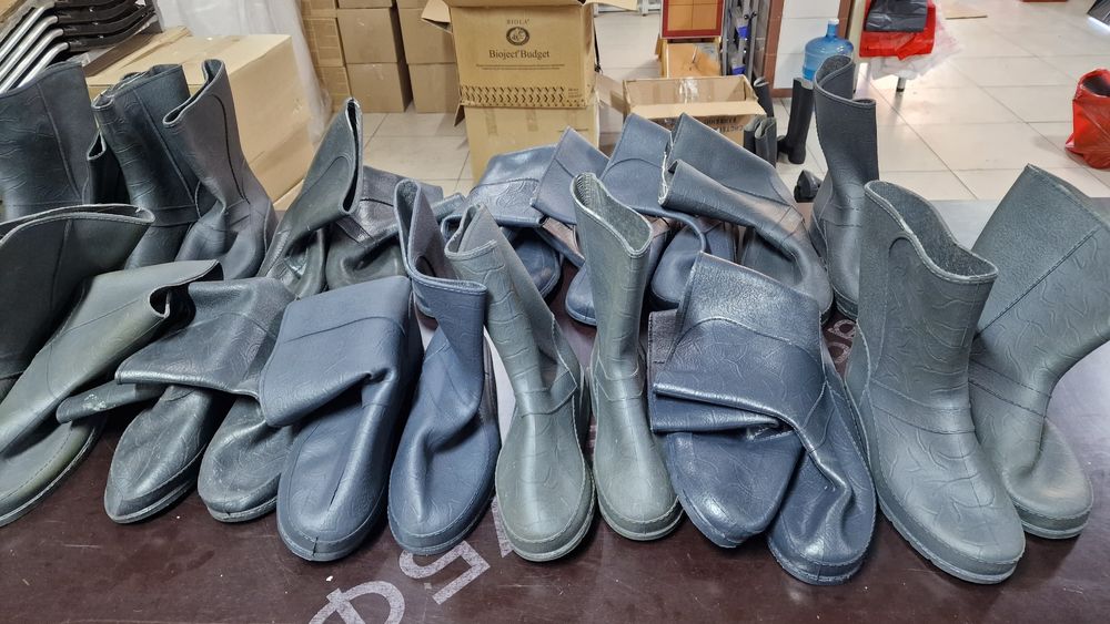 Сапоги резиновые