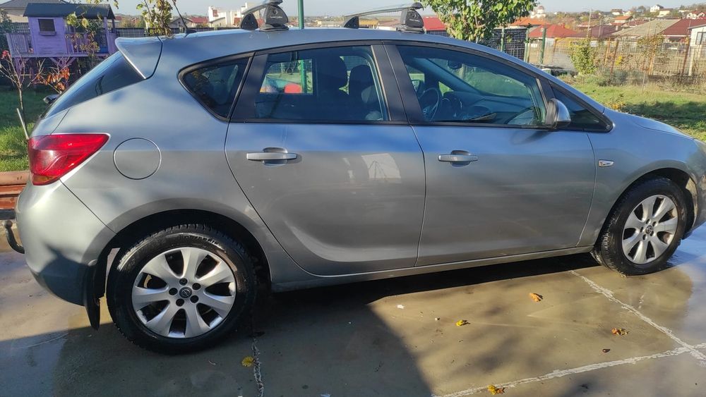 OPEL Astra 2012 — imagine 2