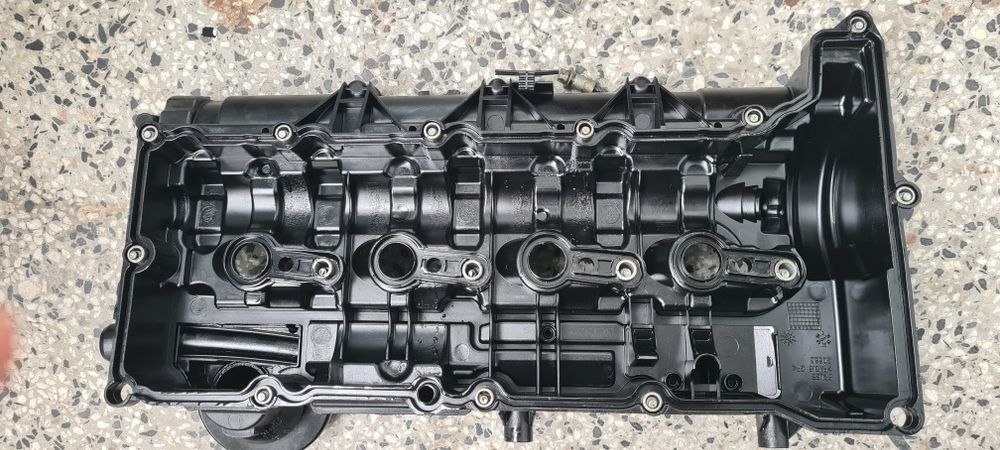 Капак на клапани БМВ