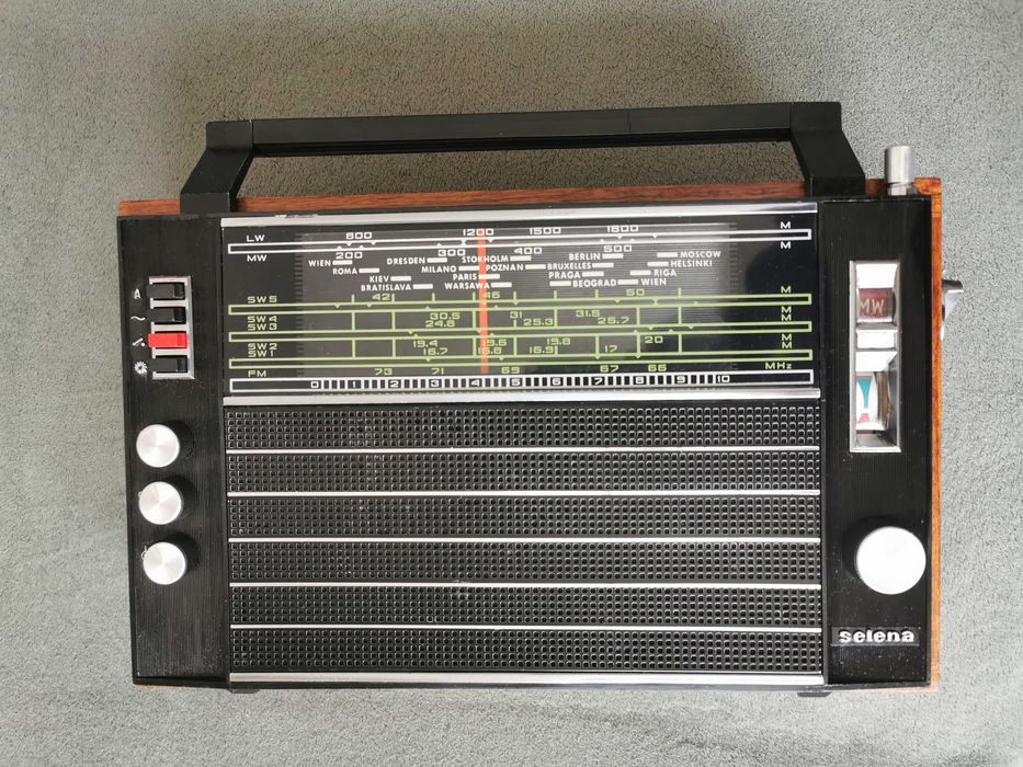 Radio Selena B 207 rar de colectia