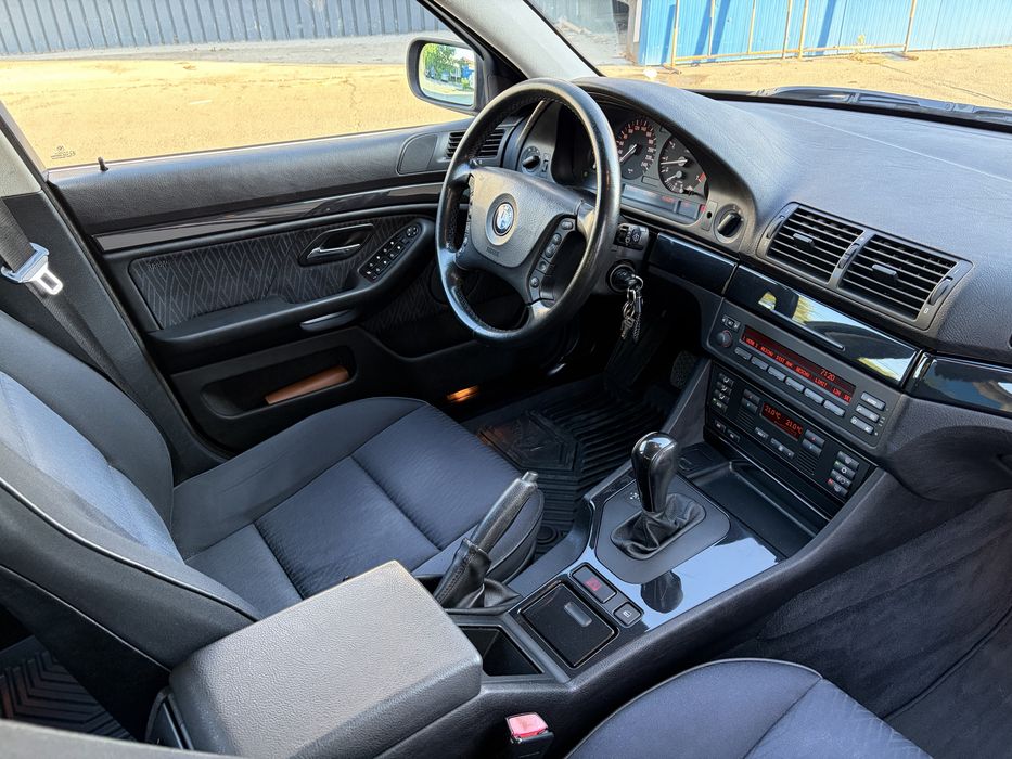 BMW seria 5/ 520i/E39/Automată! 2002
