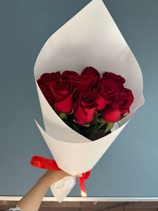 Бесплатная доставка цветы букеты Атырау розы хризантема гипсофила пион