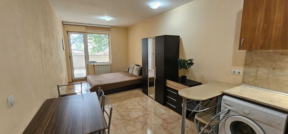 Дава се под наем Едностаен апартамент в София, Зона Б-18 - 50 кв.м за 400 € - Снимка #1