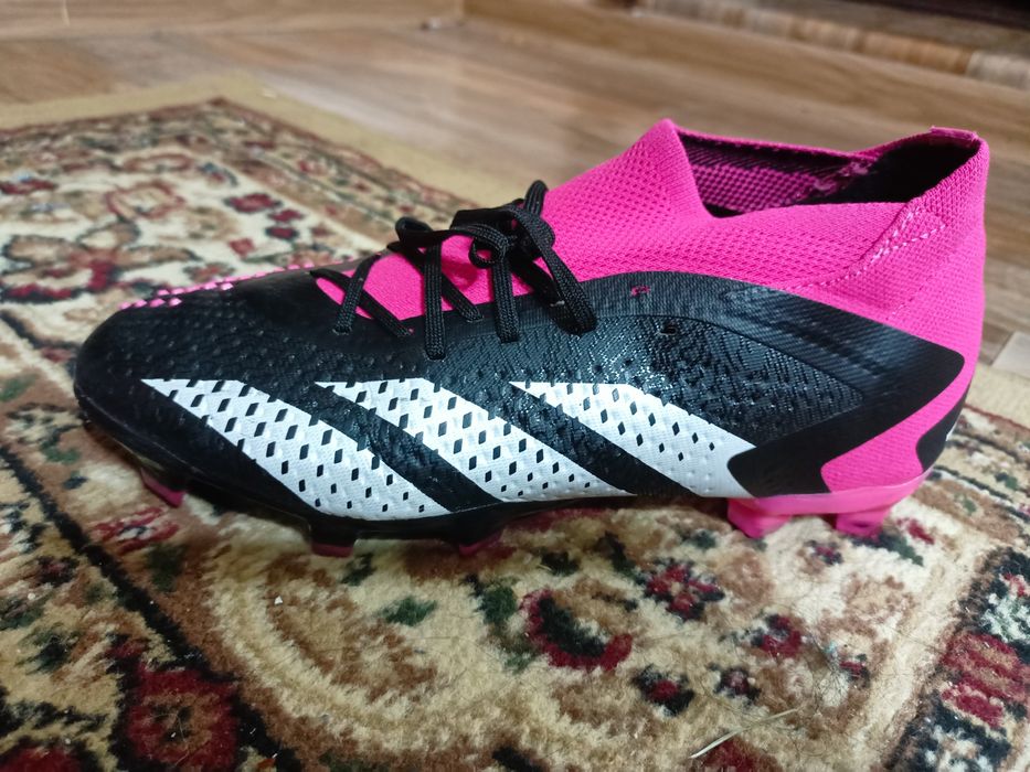 Бутцы предатор адидас