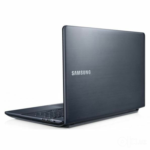 Noutbook Samsung np270e5v
