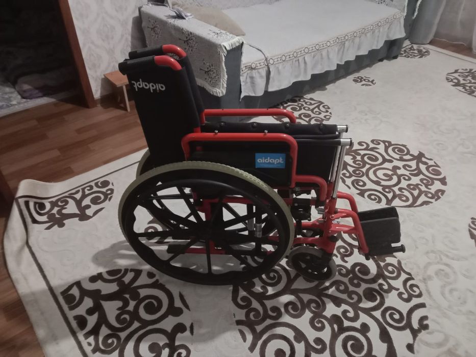 Продам креслокаталку