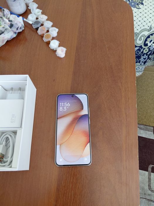 Xiaomi 13 , 12GB , 256GB ROM