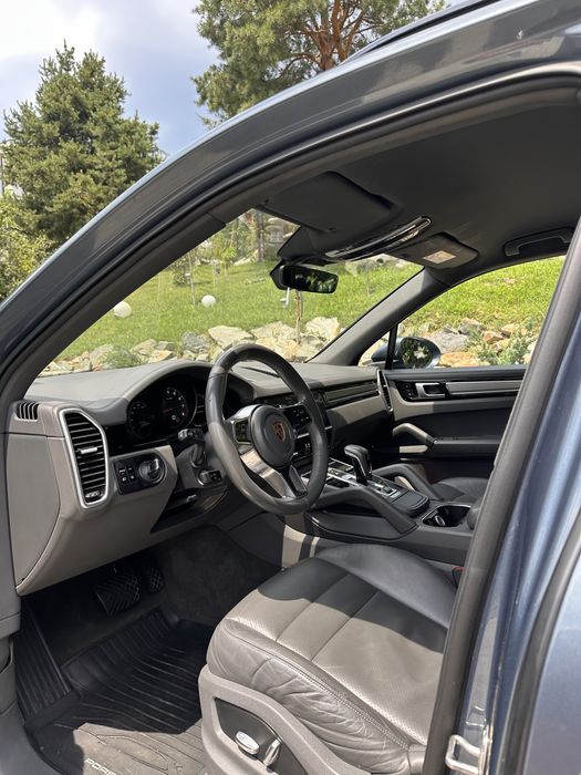 Porsche cayenne 2019 340cp 3.0 V6 Benzina 145.000 km 29900 euro + TVA