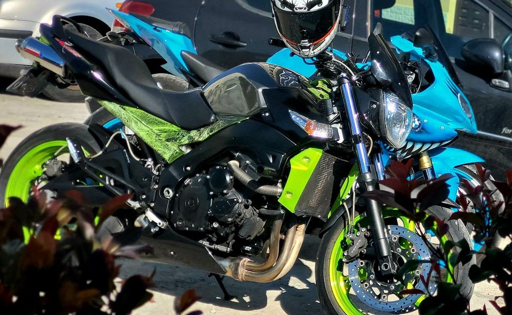 Suzuki gsrl 600 турър