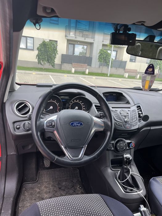 FORD Fiesta 2015 — imagine 3