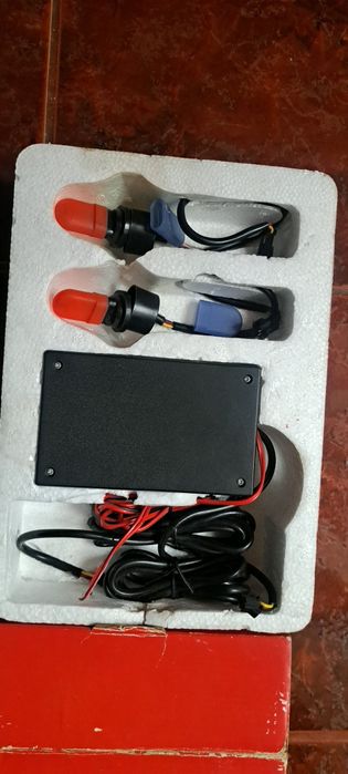 Lumini stroboscopice auto