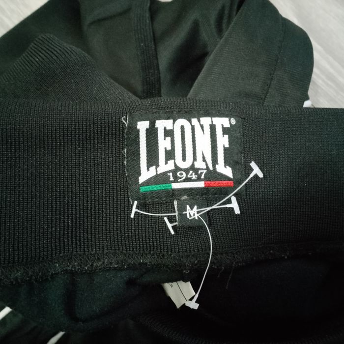 Трико, брюки спортивные Leone. Размер M/48.. Оригинал.