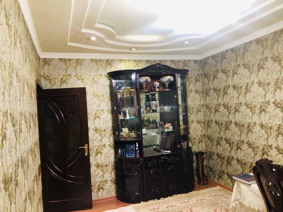 Продается 4/9/9
Сергели-8 
Хорошее место
Цена:98000