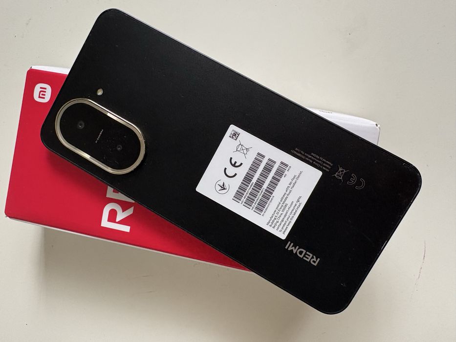 Продавам 2 броя Xiaomi Redmi A3– като нов
