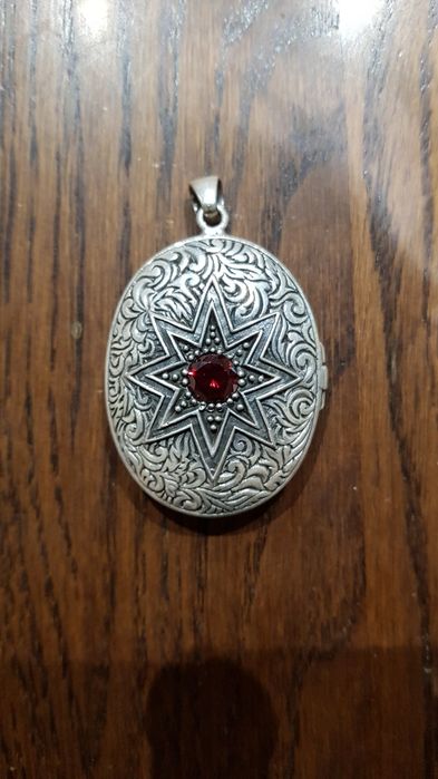 Pandantiv caseta ovala stea xl Argint 925,rubin sintetic,deosebita