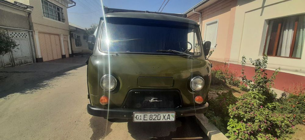UAZ 3303 Sotiladi. Manzil Toshkent. Yashnobod tumani.