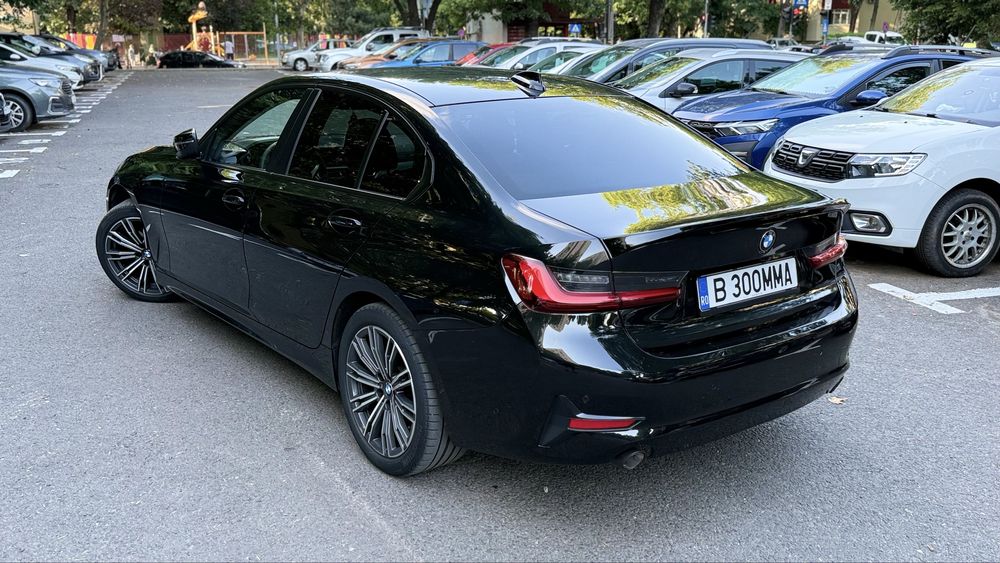 BMW 3 Series 2022 — imagine 9