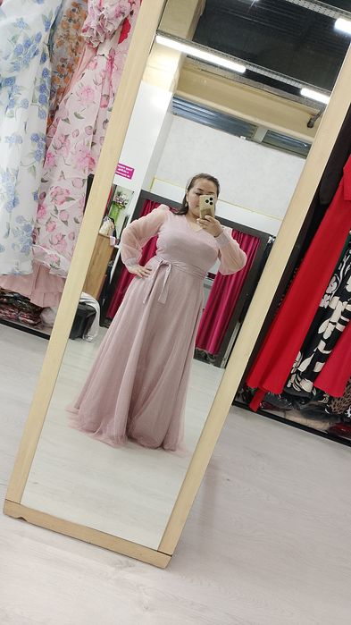 Продам новое платье