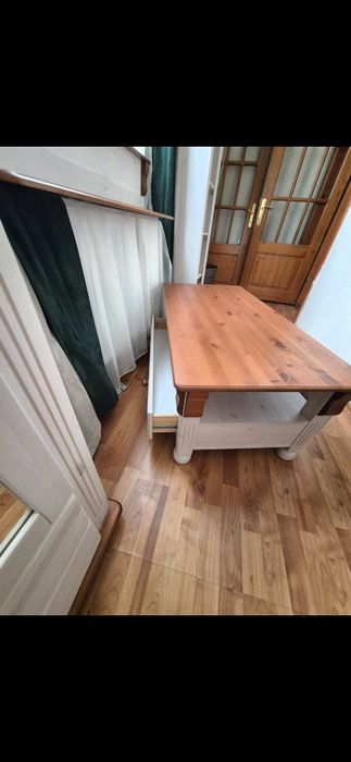 Mobila living sau hol. Lemn masiv pin