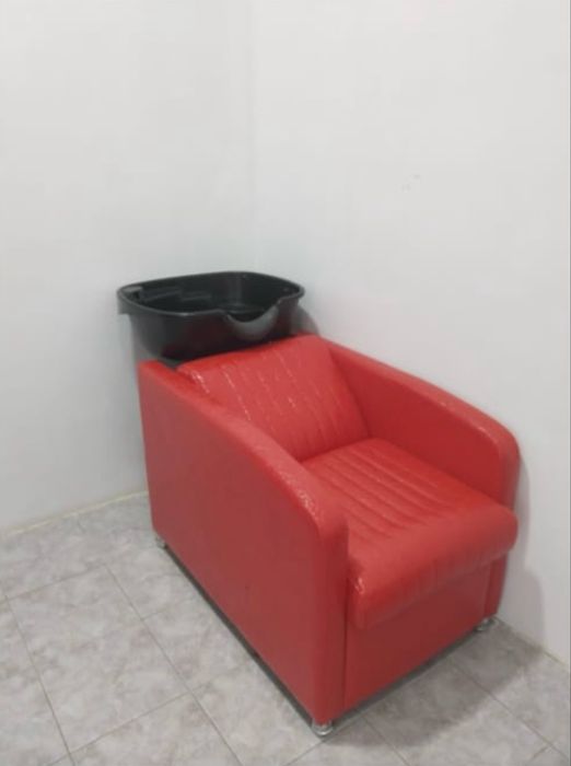 Продам мойку парикмахерскую.