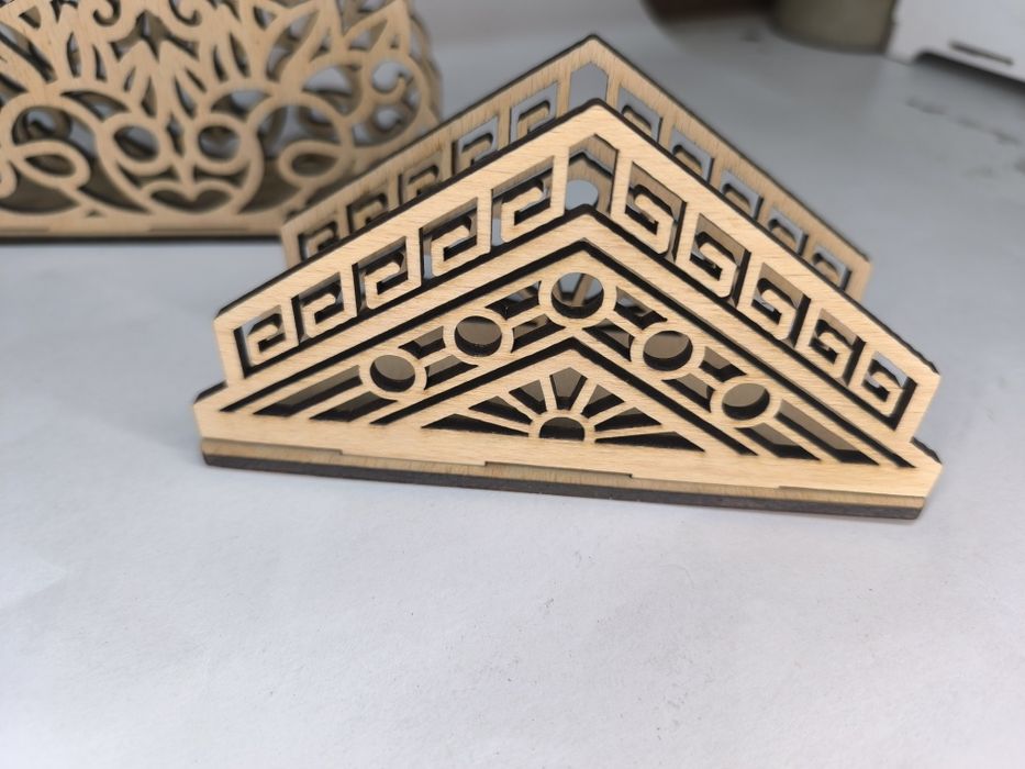 Сълфетник,дървен сълфетник ,поставка за сълфетки