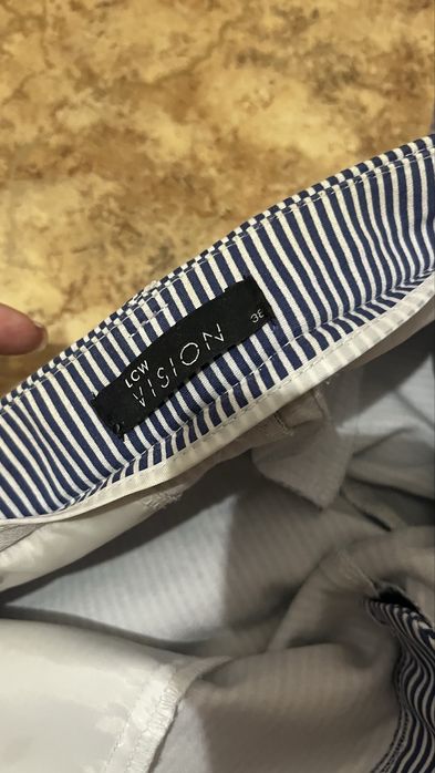 Продам брюки в полоску