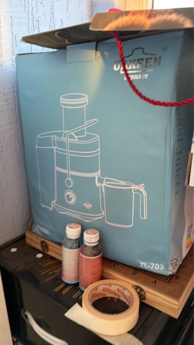 Продаётся соковыжималка Uakeen Germany ZL-703