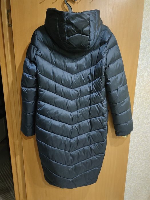 Продам зимний пуховик