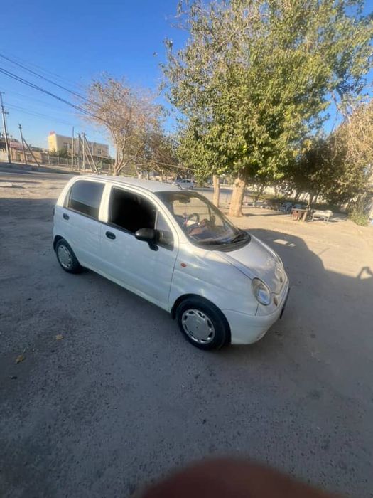 Matiz sotiladi 2011yil tez va arzon