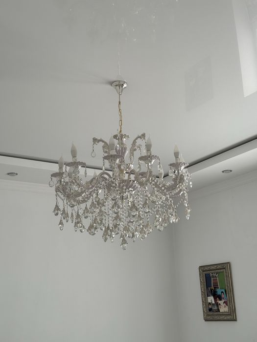 Люстра продается