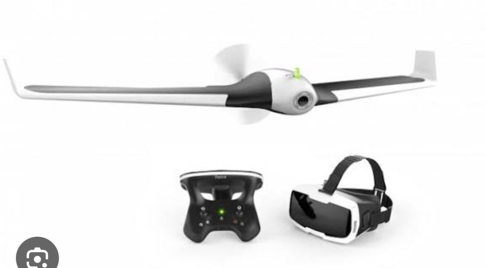 Квадрокоптер Parrot Disco