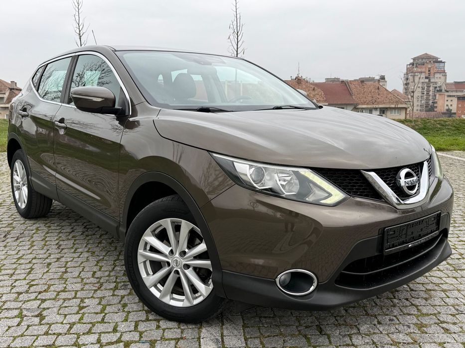 Nissan Qashqai Nissan Qasqhai 1.6 dci 130cp 4x4 decuplabil Garantie 12 luni Finantare