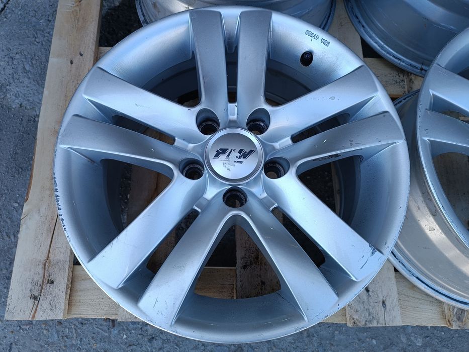 Лети джанти 16ки 5х114.3 PLW