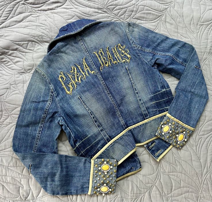 Куртка на девочку