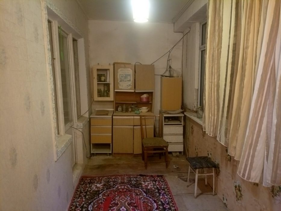 Srochni 3 xonali uy sotiladi